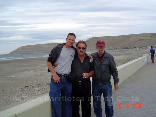 John, Samy, Dave en Rada Tilly