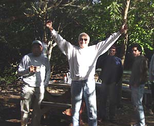 Desorg2003gentebarris32